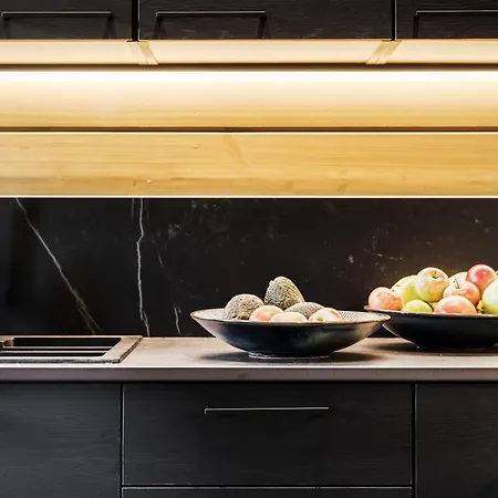 Levin Lyhty Bianca By Hilla Levi