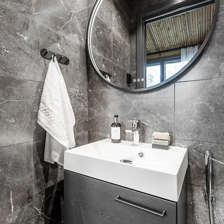 Levin Lyhty Bianca By Hilla